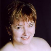 Photograph of Alison Melville with traverso