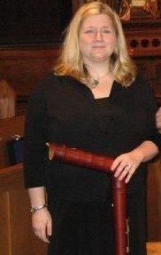 Photograph of Jennifer Carpenter holding recorder