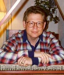 Photograph of Keith Womer at the harpsichord
